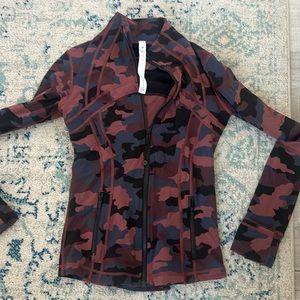 Size 6 Camo Lululemon Zip Up